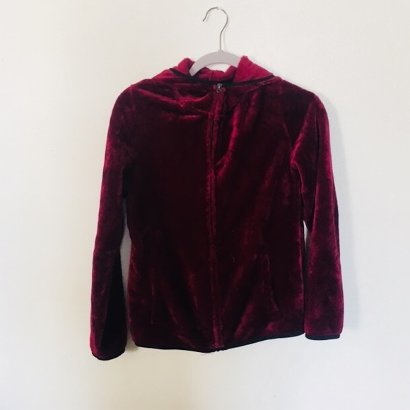 Sweaters - Maroon fuzzy zip up hoodie